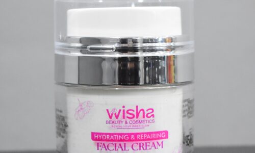 Hydrating & Repairing Face Cream with Urea (50g)